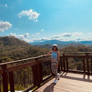 Meet your Posher, Brianna